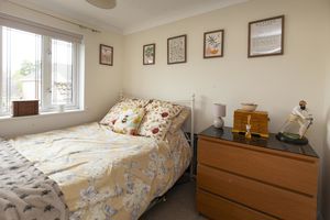 Bedroom- click for photo gallery